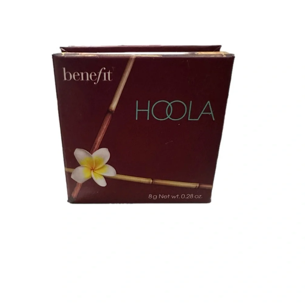Benefit Hoola Matte Bronzer – Made in France – 8 g / 0.28 oz